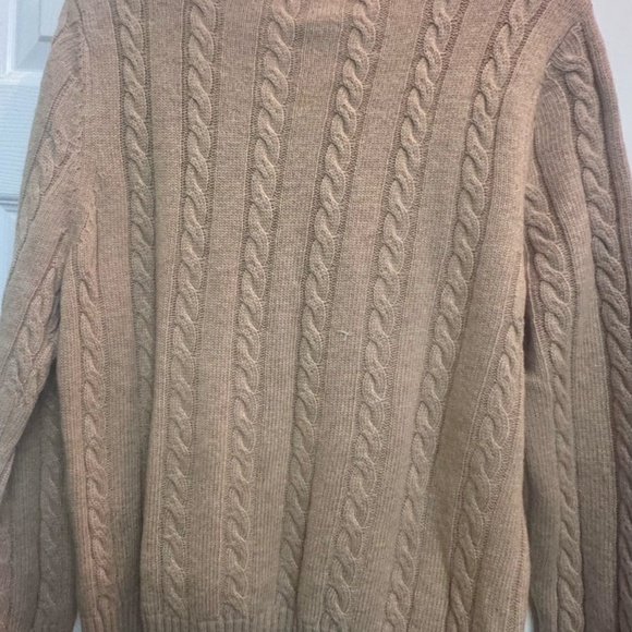 Polo Ralph Lauren Wool Cable Knit Sweater.  New, never worn.NWT.  Men's Medium - Picture 4 of 4